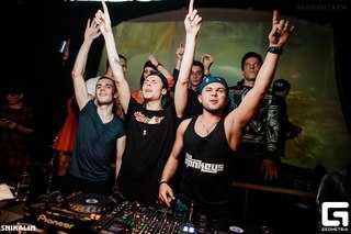 Beautiful Business (The Mankeys Remix) (Radio Record) Zil sesi İndir Bedava