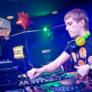 Space (Original Mix) Ringtone Download Free Space (Original Mix) Ringtone Download Free