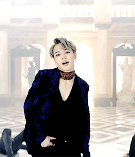 Blood Sweat And Tears ดาวน์โหลดริงโทนฟรี
