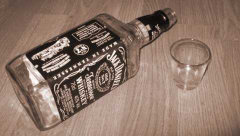 Empty Bottles रिंगटोन डाउनलोड मुफ्त