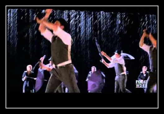 Singing In The Rain / Umbrella Klingelton kostenlos herunterladen