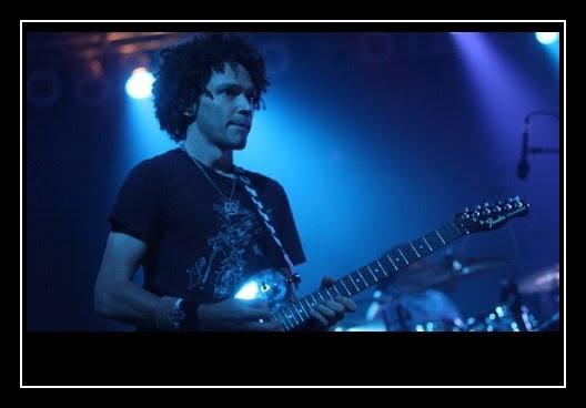 Falling Out Of Love Ringtone Download Free Falling Out Of Love Ringtone Download Free
