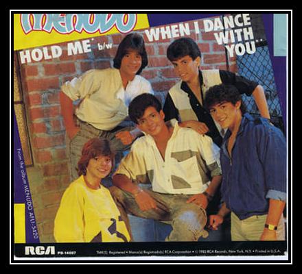 Hold Me آهنگ زنگ دانلود رایگان Hold Me آهنگ زنگ دانلود رایگان
