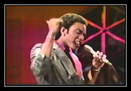 The Gigolo রিংটোন ফ্রি ডাউনলোড করুন